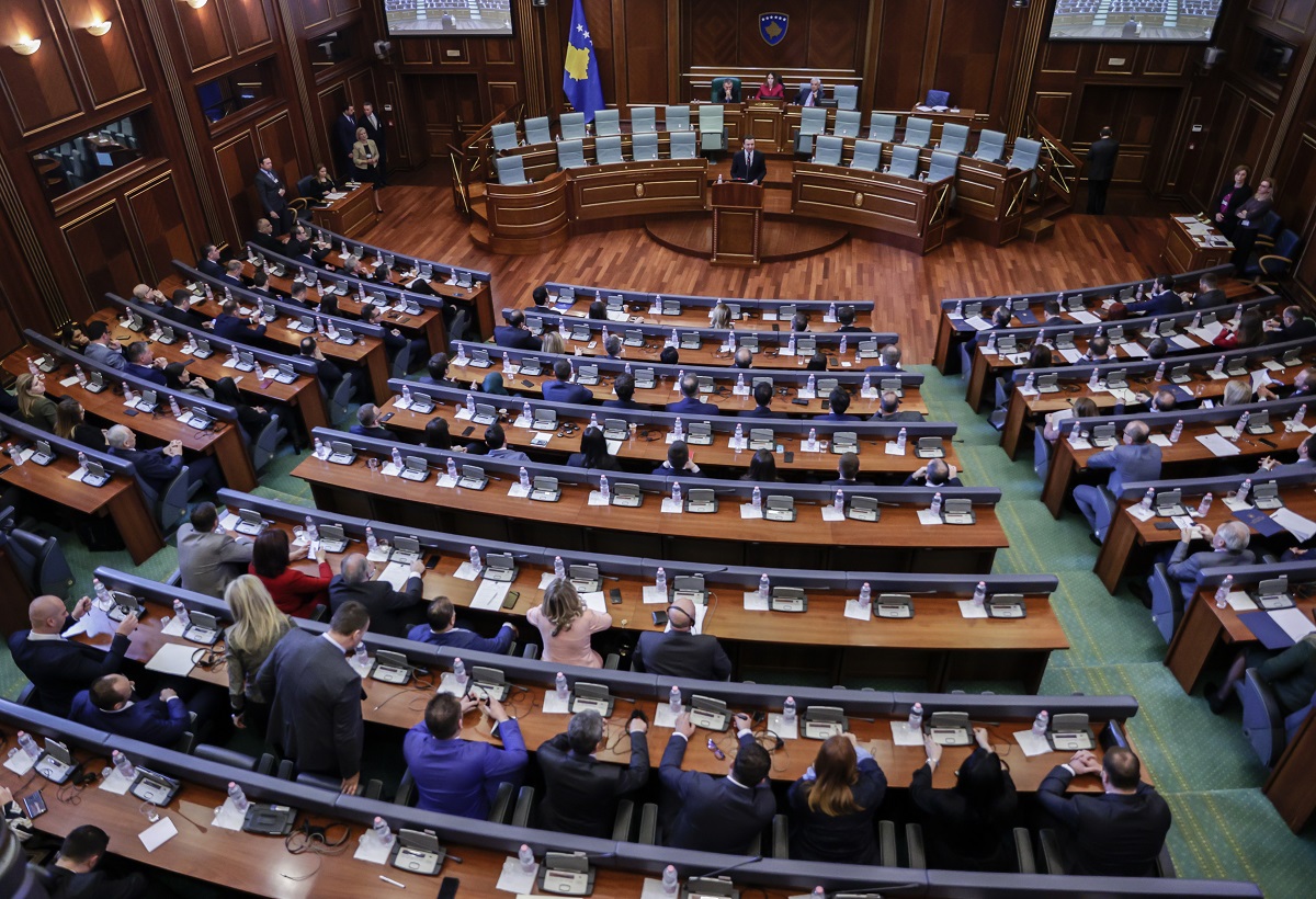 Kosovo dobilo novu vladu, Srbima dva ministarstva