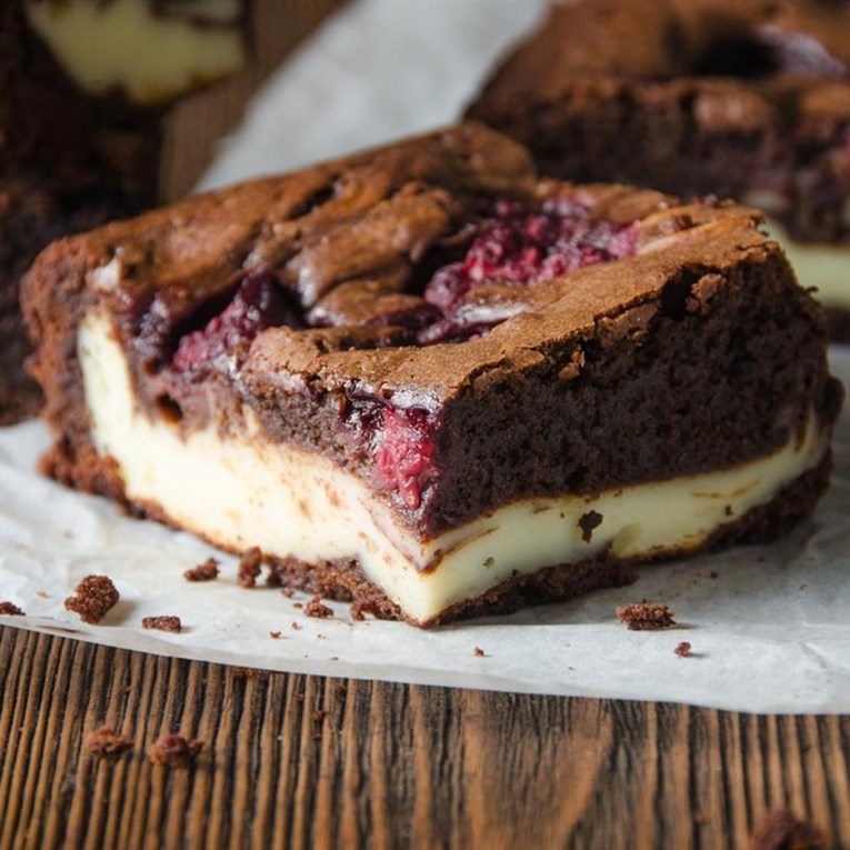 Ovaj kolač spaja dva klasika koja svi obožavaju - morate ga probati