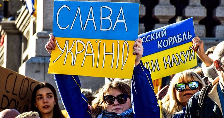 Je li "Slava Ukrajini" nacistički pozdrav? Ne, ali...