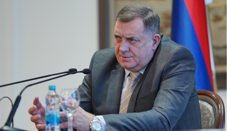 Dodik traži deportaciju visokog predstavnika u BiH