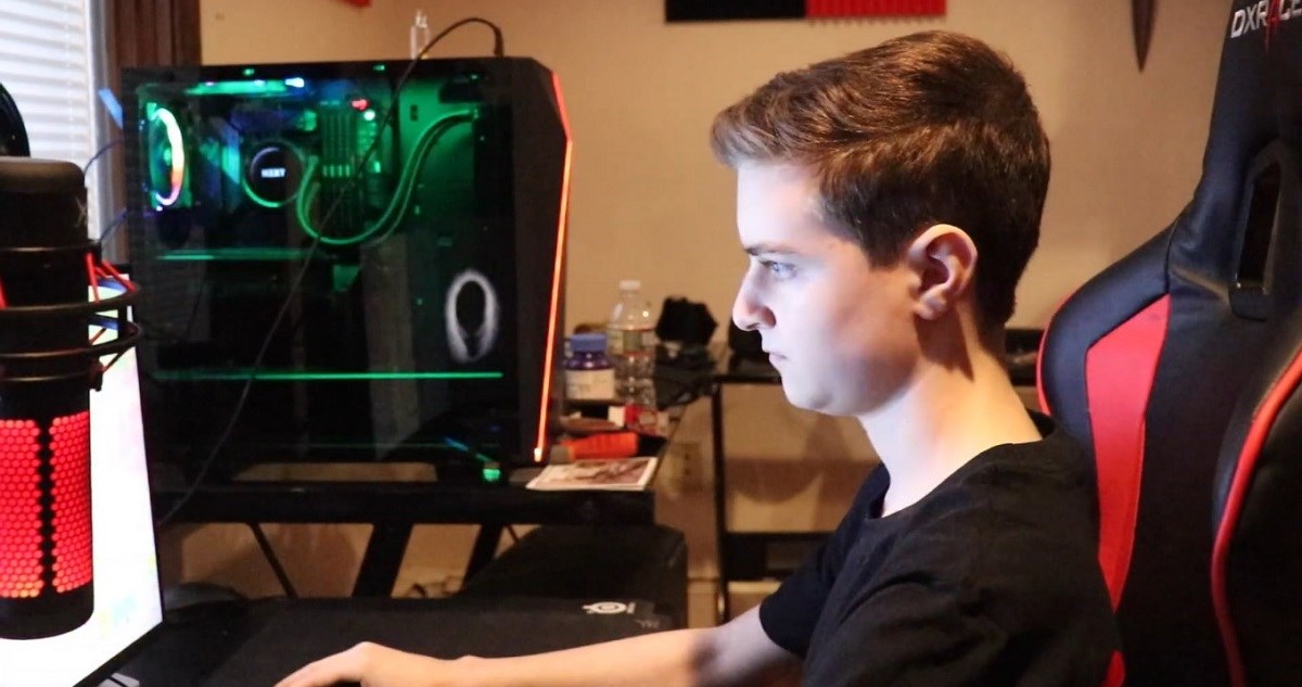 Otac ga ispisao iz škole da može igrati Fortnite, a u garaži ga čeka Maserati