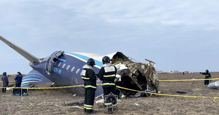 Putnik srušenog aviona u Kazahstanu: Čuo sam prasak. Odmah sam se počeo moliti