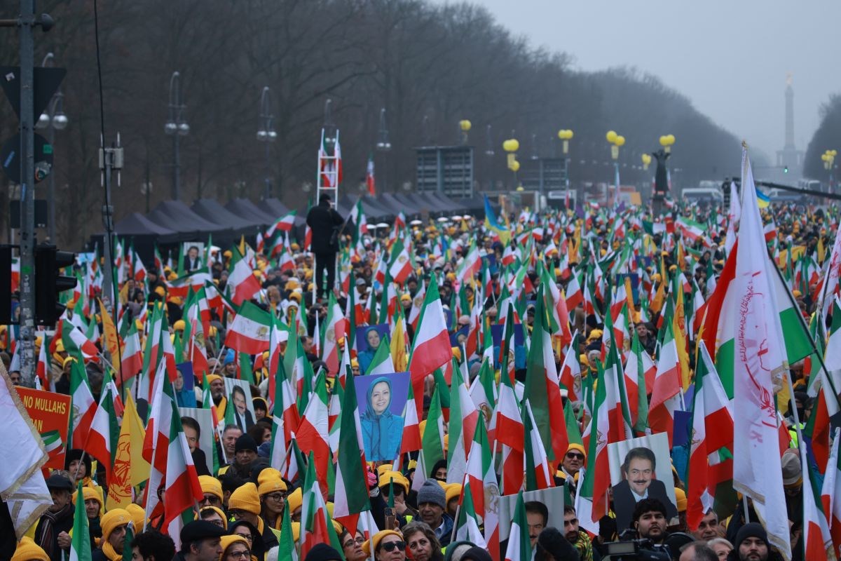 Tisuće prosvjedovale u Berlinu u znak potpore iranskom nacionalnom ustanku