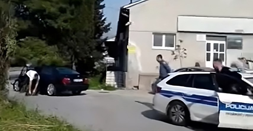 VIDEO Driftao BMW-om u Splitu pa se zabio u policiju
