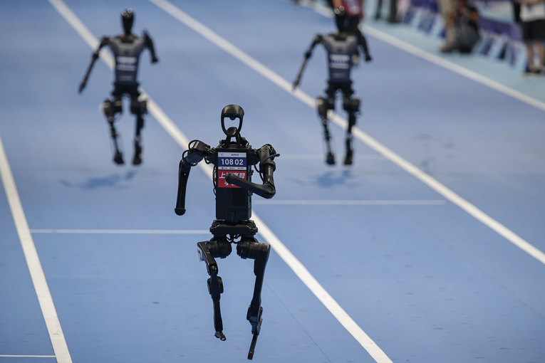 Amerika zabranila uvoz novih kineskih humanoidnih robota