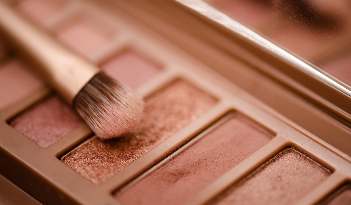 Palete sjenila se vraćaju, ali u novom, profinjenijem obliku