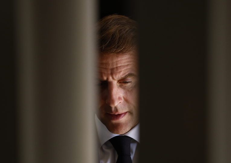 Trump ucijenio Macrona