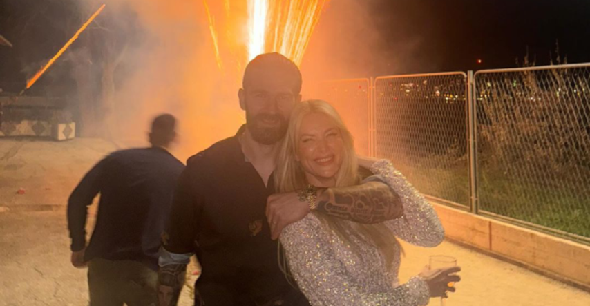 Iris i Marko Livaja u zagrljaju ušli u novu godinu: "Gazite bez straha"