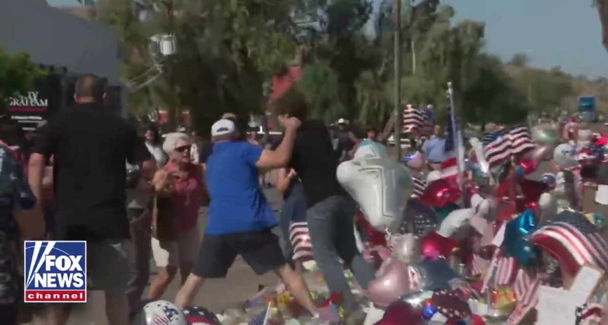 VIDEO Gazio i šutao cvijeće, balone i zastavice ostavljene u Kirkovu čast