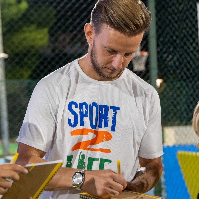 Rakitić otvorio sportski festival u Podstrani, sudjeluje 250 djece