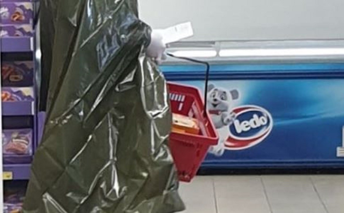 Fotka tipa iz dućana u Splitu hit je na Fejsu i nije teško vidjeti zbog čega