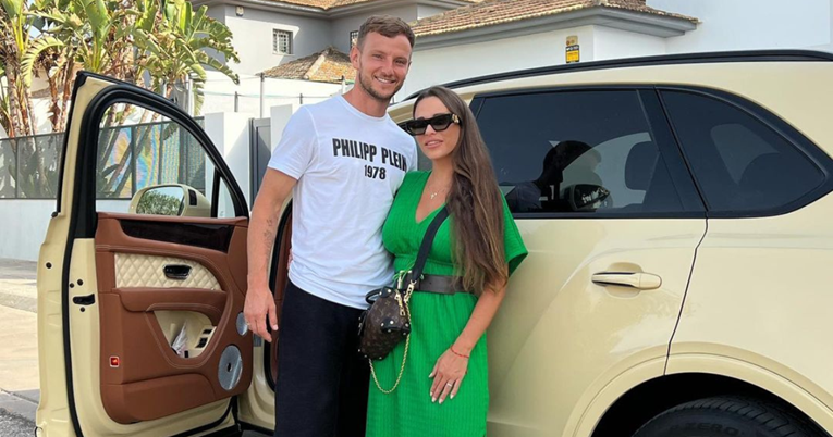 Rakitić je svoju suprugu osvajao mjesecima. Sada su proslavili 10. godišnjicu braka