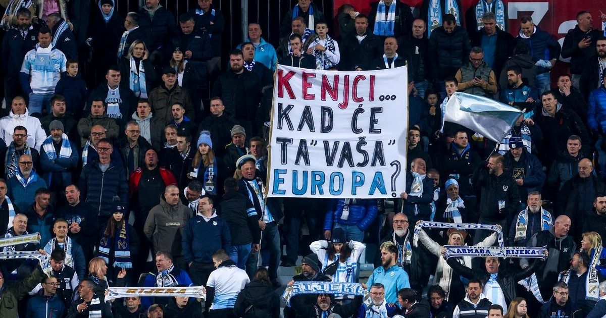 Navijači Rijeke: Kenjci, kad će ta "vaša" Europa?