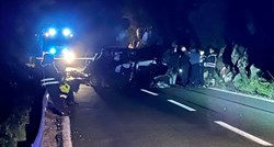 U teškoj prometnoj kod Dubrovnika poginulo dvoje ljudi, dvoje je ozlijeđeno