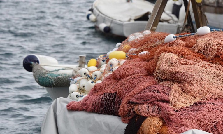 Posvađali se oko privezivanja broda kod Vodica. Jedan izvukao nož