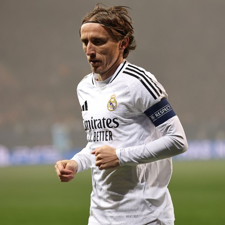 As: Real produljio ugovor Modriću na mjesec dana