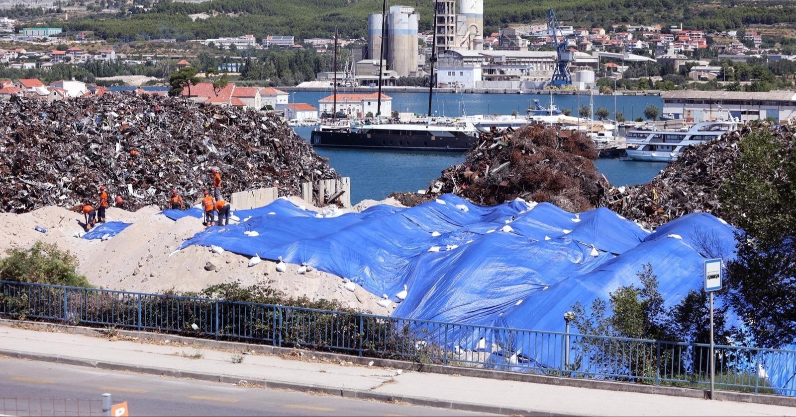 Puljak tvrdio da inspekcija prikriva onečišćenje iz luke. Šuta: Tražio sam elaborat