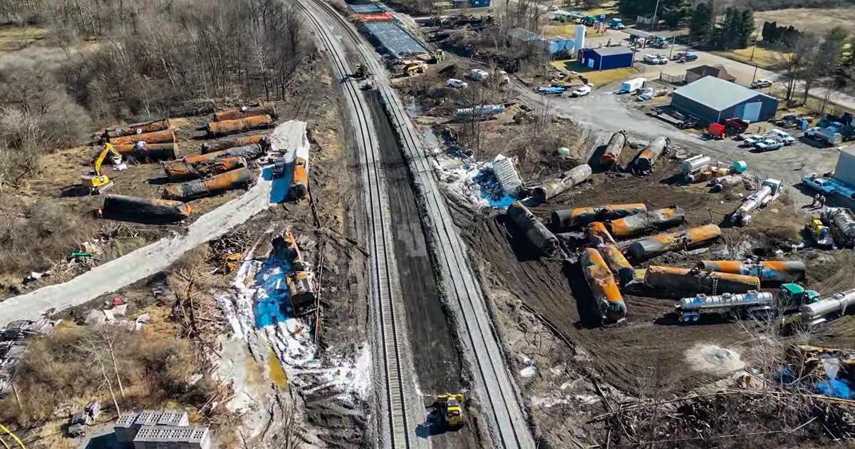 Izgorio vlak s kemikalijama, ribe umiru, ljudi bježe. Je li ovo američki Černobil?