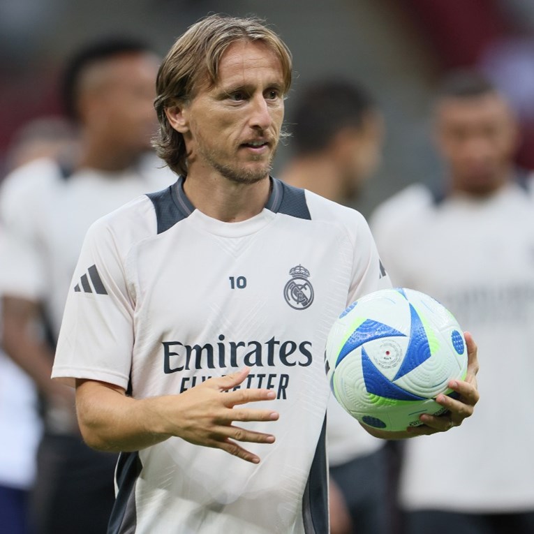As: Modrić nije htio završiti kao Benzema. Zato se njegov odlazak ovako odigrao