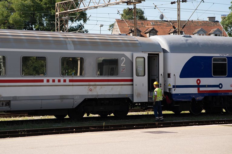 Planira se vlak Zagreb-Sarajevo. Problem su loše pruge, smislili su "rješenje"