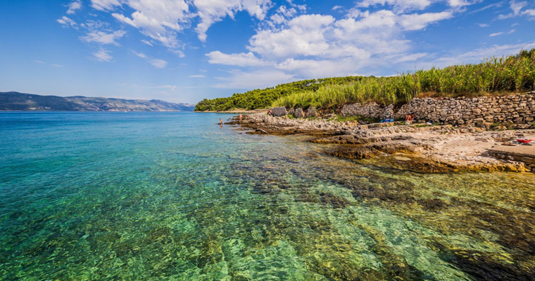 Britanci hrvatski otok nazvali skrivenim draguljem: "Mirne plaže i netaknuta priroda"