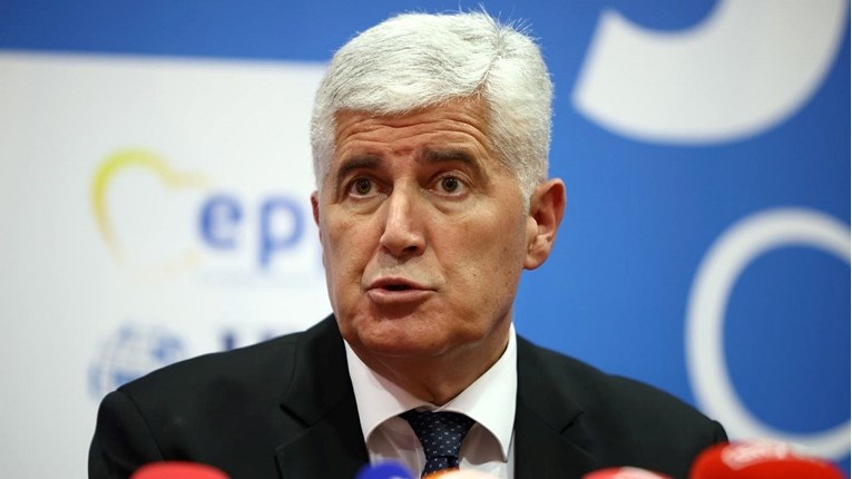 Američki ambasador u BiH proziva Dragana Čovića