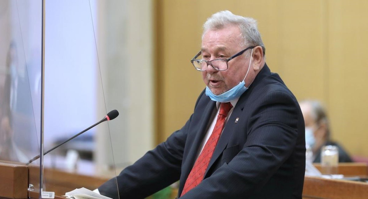 Šeks: Odluku o izlasku iz Jugoslavije podržali svi osim SDSS-a, Račan pokazao mudrost