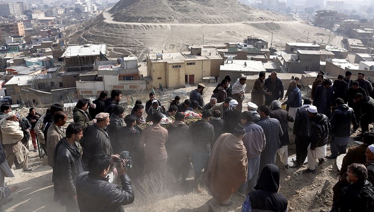 Najmanje 27 mrtvih u napadu na komemorativni skup u Afganistanu