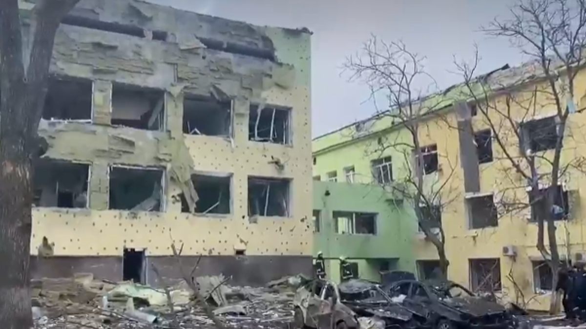VIDEO Ukrajinci objavili snimku: Rusi su bombardirali dječju bolnicu u Mariupolju