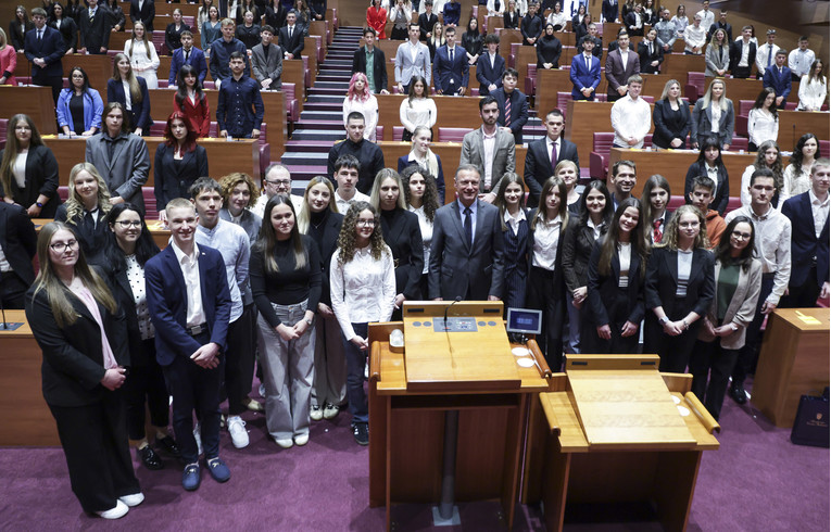 Jandroković: Danas se za slobodu borimo tako da ne damo da radikali postanu većina