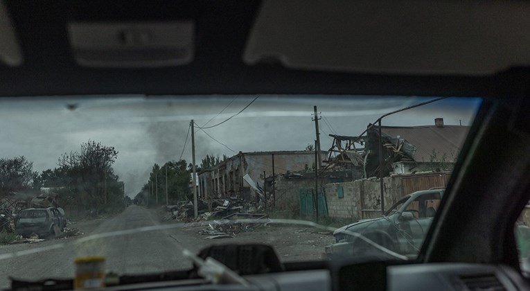 Rusi žestoko napadaju u Donbasu. Blogeri: Vode se ulične borbe u gradu na istoku