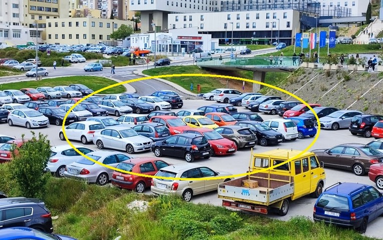 Prizor s parkinga na splitskom Kampusu postao viralni hit: "Budući akademski građani"
