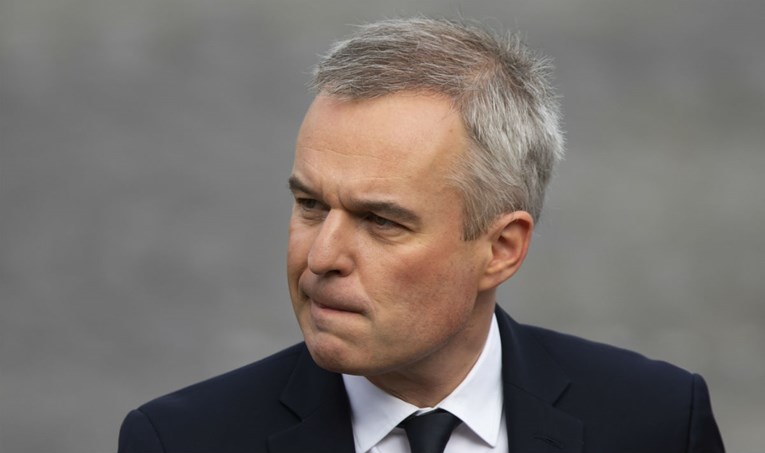 Francuski ministar dao ostavku. Uhvaćen kako jede jastoge državnim novcem