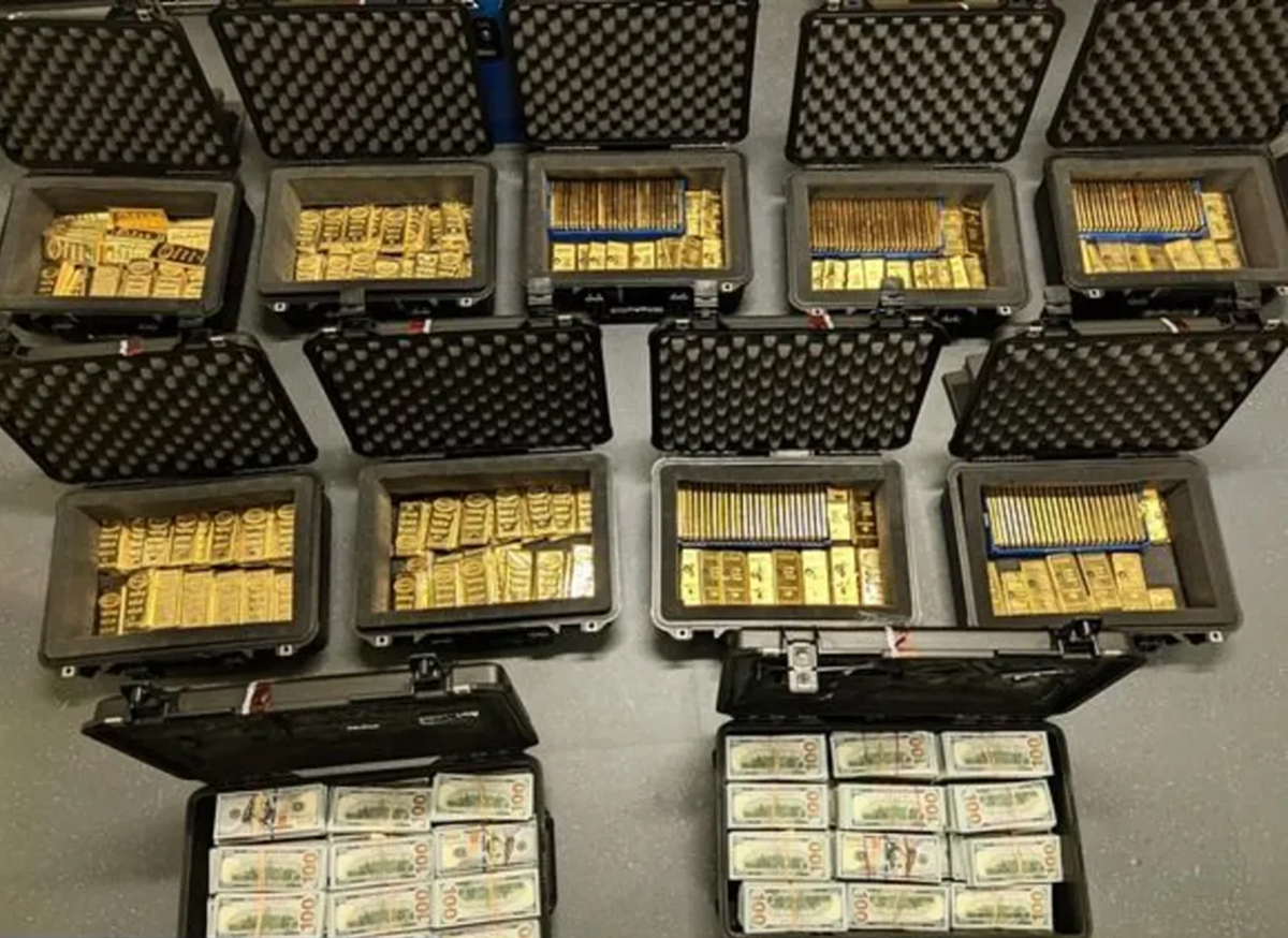 Kod američkog špijuna našli 298 zlatnih poluga. Priznao prevaru tešku 200 milijuna $