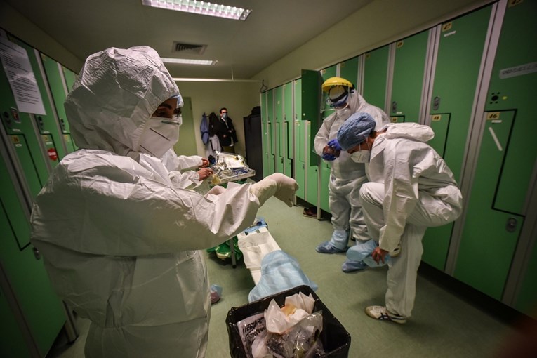 Od koronavirusa u Italiji umrlo 100 liječnika