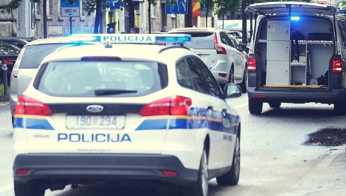 Detalji nesreće u Vrbovcu: Pijan kombijem na pločniku pregazio mladog Indijca