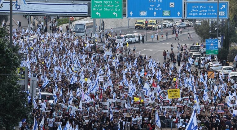 U Jeruzalem stigla povorka članova obitelji talaca Hamasa, vrše pritisak na vlasti