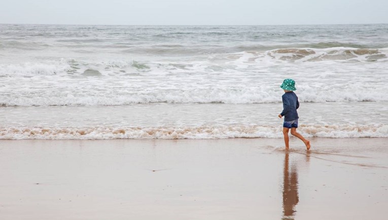 Pokrenuta kampanja o zaštiti djece "Sunce nije jedino čega se treba čuvati na plaži"