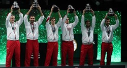 Hrvatskoj uručeni pehari i medalje nakon poraza u finalu Davis Cupa