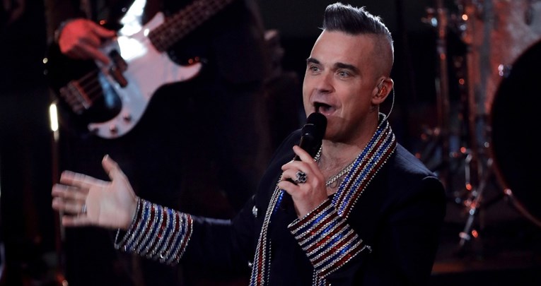 Robbie Williams: Bio bih licemjeran da bojkotiram Katar s obzirom gdje sam sve pjevao