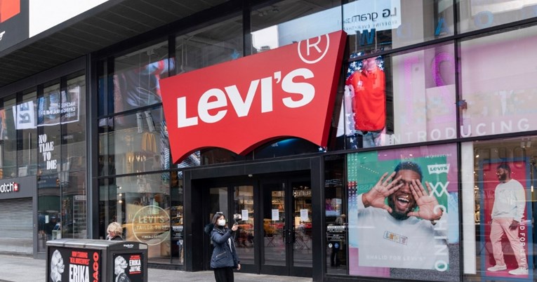 Levi Strauss & Co. obustavlja poslovanje u Rusiji