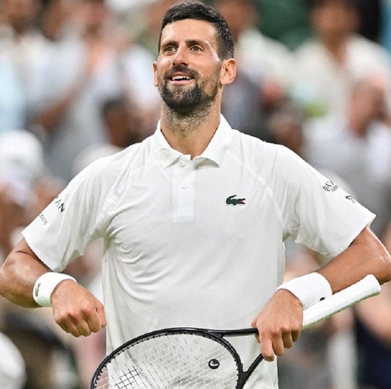 VIDEO Đoković pumpao u Wimbledonu. To je u Srbiji simbol prosvjeda protiv Vučića