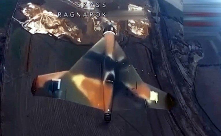 Ukrajinci objavili snimku: "Dronom smo uništili moćni ruski dron u letu"