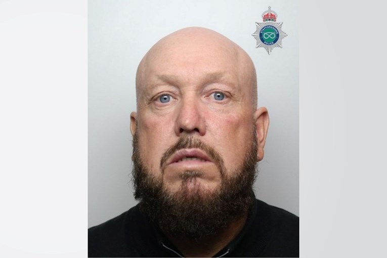 Kombijem bježao od policije u UK-u i usmrtio ženu (62) na golf terenu