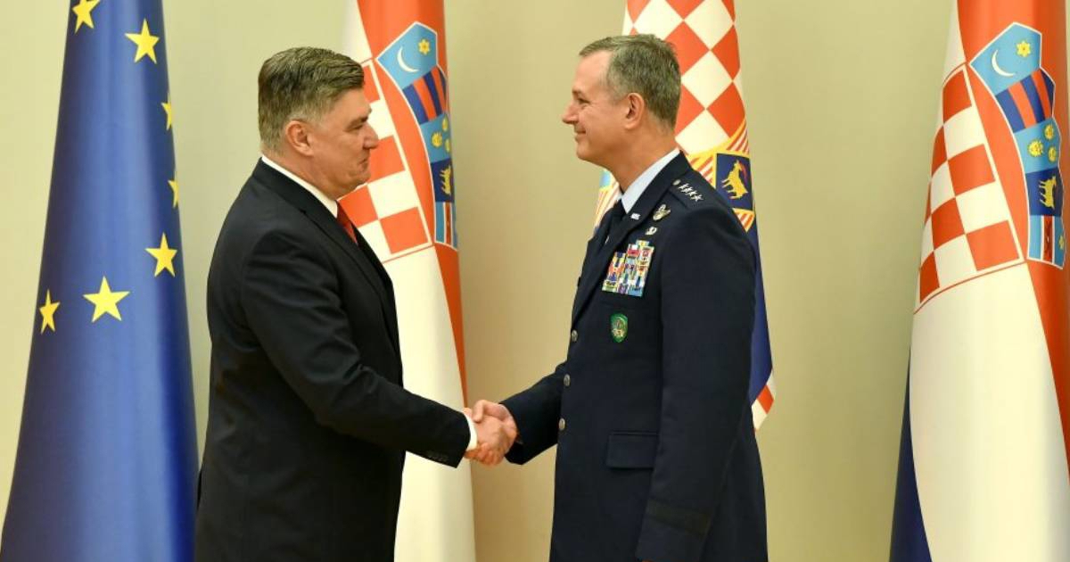Milanović se sastao sa zapovjednikom NATO-a. Spomenuo je i Kosovo