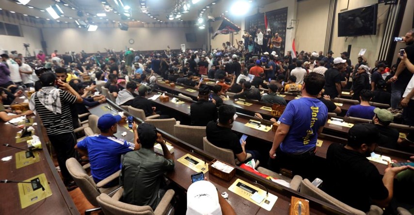 Tisuće prosvjednika ponovno zauzele parlament u Iraku