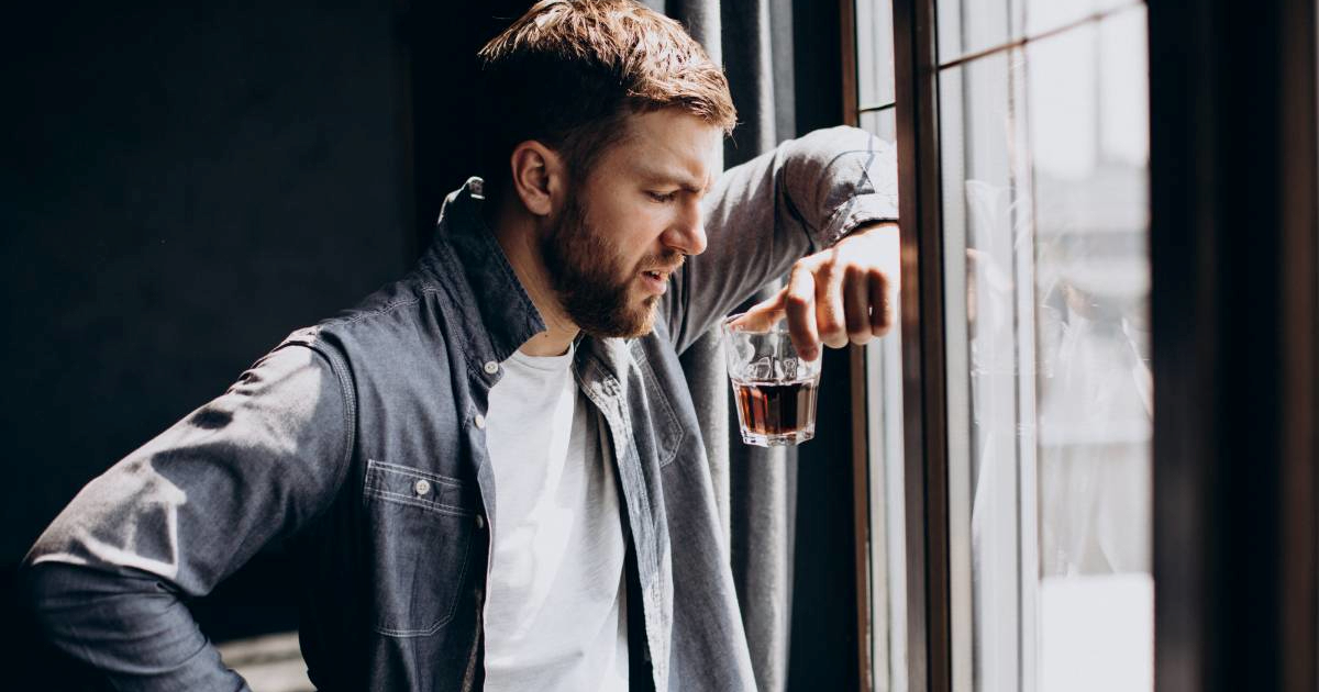 Studija: Više od 14 pića tjedno povećava rizik od raka crijeva za 25%