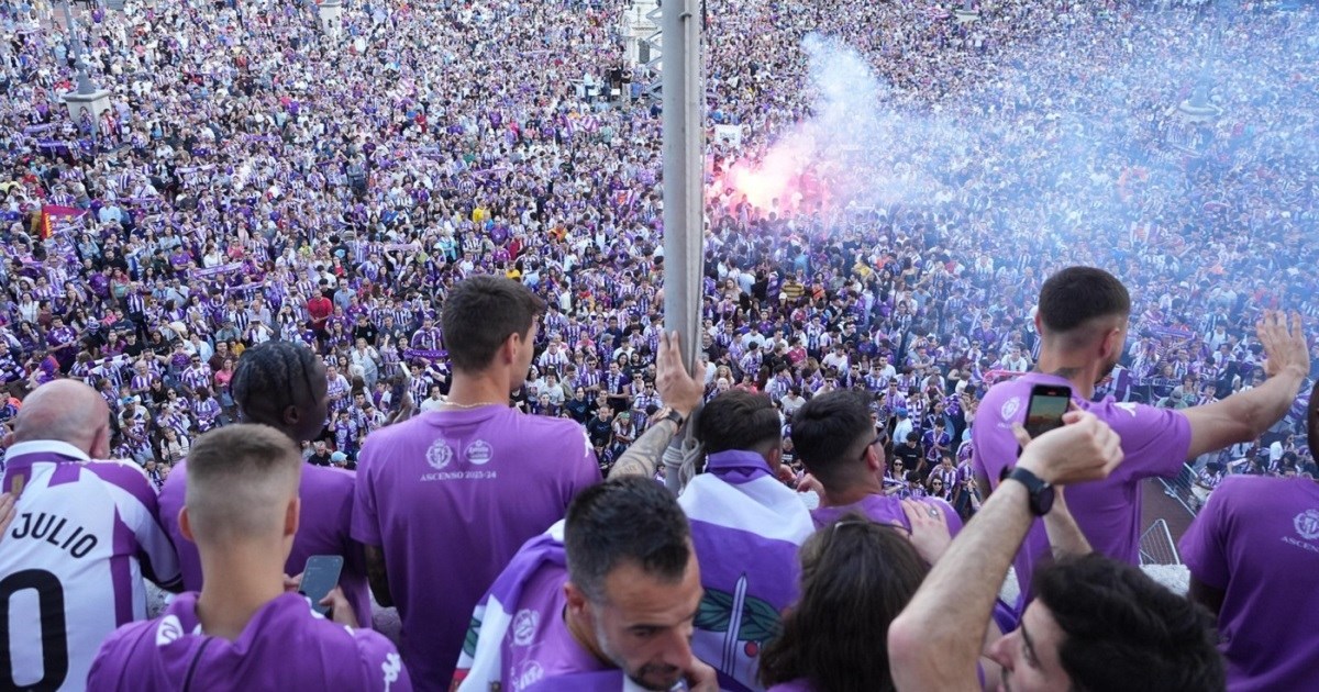 Bizarno skandiranje Valladolidovog trenera nakon povratka u La Ligu. Izviždan je