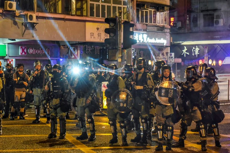Zbog ilegalnog okupljanja u Hong Kongu uhićena dvojica njemačkih studenata