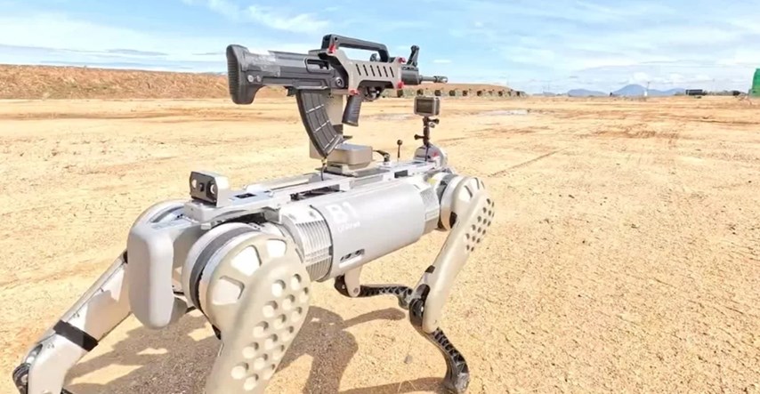 VIDEO Kineska vojska pokazala svoje pse robote, nose automatske puške